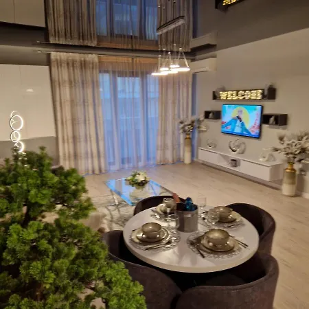 Alecsa 2 Luxury Lägenhet Mamaia