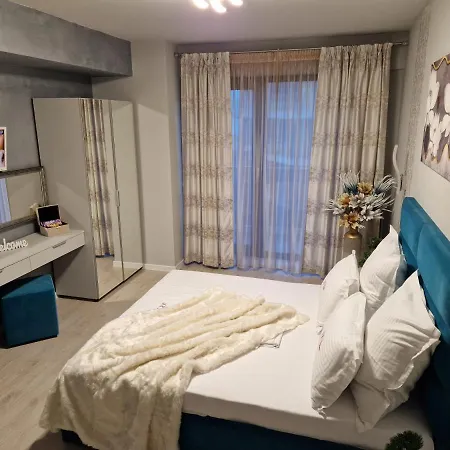 Alecsa 2 Luxury Lägenhet *